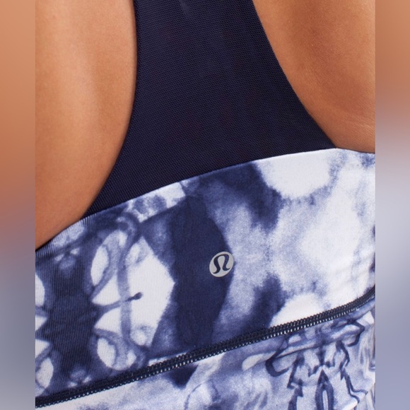 Lululemon Scoop Neck Tank - Ink Blot Deep Indigo - Picture 3 of 9